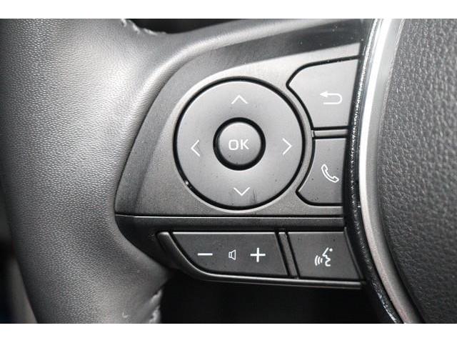 �X�e�A�����O�X�C�b�`�𑕔��B�@�I�[�f�B�I�Ȃǂ̑��삪�茳�ŏo����̂ň��S�ŕ֗��ł��B