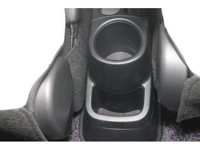 アクア クロスオーバー　フルセグ　メモリーナビ　ＤＶＤ再生　バックカメラ　衝突被害軽減システム　ＥＴＣ　ワンオーナー　記録簿（11枚目）