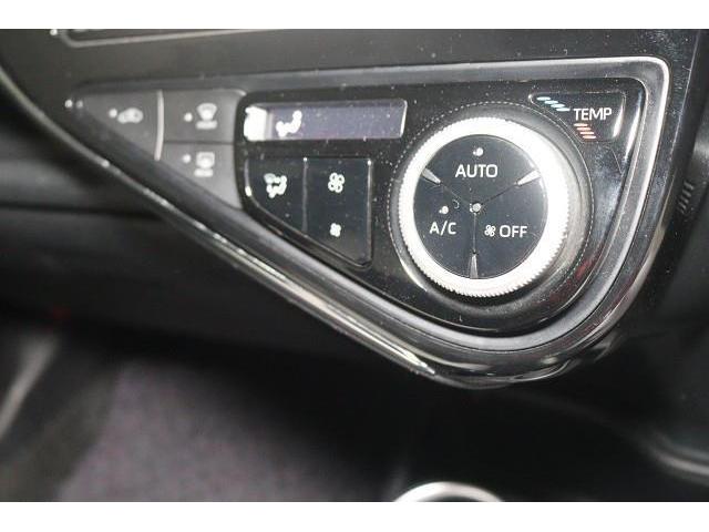 アクア クロスオーバー　フルセグ　メモリーナビ　ＤＶＤ再生　バックカメラ　衝突被害軽減システム　ＥＴＣ　ワンオーナー　記録簿（23枚目）