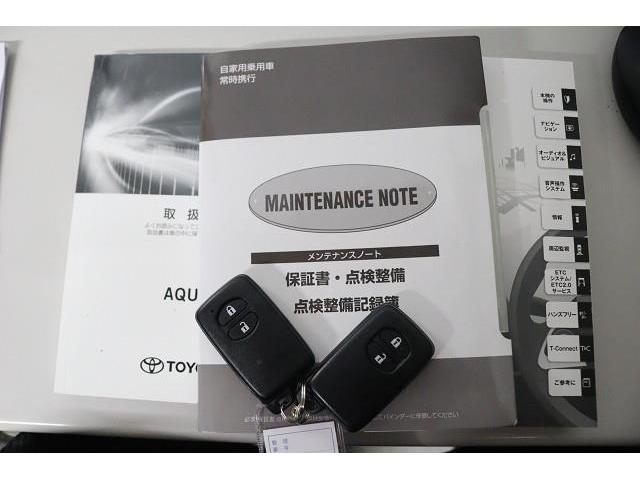 アクア クロスオーバー　フルセグ　メモリーナビ　ＤＶＤ再生　バックカメラ　衝突被害軽減システム　ＥＴＣ　ワンオーナー　記録簿（28枚目）