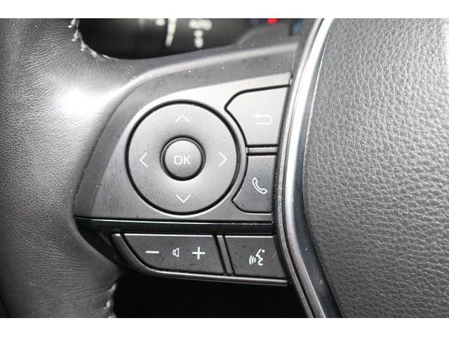 �X�e�A�����O�X�C�b�`�𑕔��B�@�I�[�f�B�I�Ȃǂ̑��삪�茳�ŏo����̂ň��S�ŕ֗��ł��B