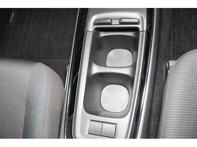 アクア Ｇ　ミュージックプレイヤー接続可　バックカメラ　衝突被害軽減システム　ＥＴＣ　ＬＥＤヘッドランプ　記録簿（21枚目）