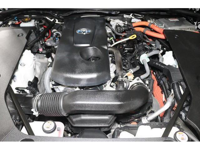 �G���W�����[���̓N���[�j���O�����{���Ă���܂��B