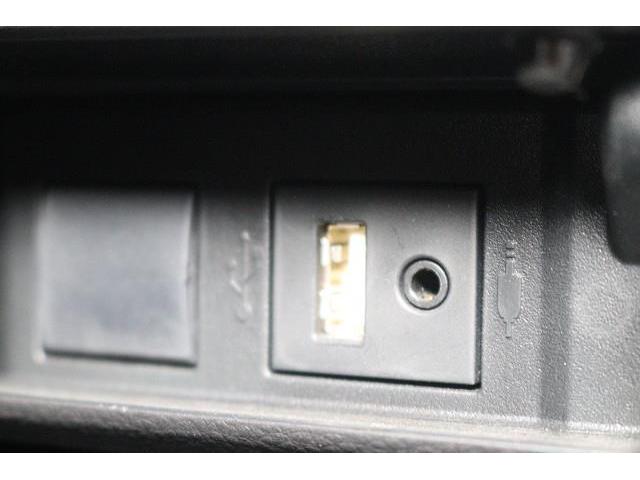 �t�r�a�[�q�𑕔��@���y�̍Đ��Ȃǂ��\�ł��B�i�ڑ��@��y�уf�[�^���ɂ���Ă͑Ή��ł��Ȃ��ꍇ������܂��j