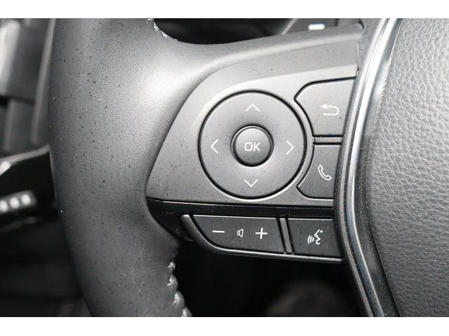 �X�e�A�����O�X�C�b�`�𑕔��B�@�I�[�f�B�I�Ȃǂ̑��삪�茳�ŏo����̂ň��S�ŕ֗��ł��B