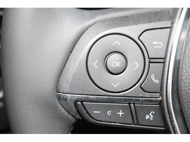 �X�e�A�����O�X�C�b�`�𑕔��B�@�I�[�f�B�I�Ȃǂ̑��삪�茳�ŏo����̂ň��S�ŕ֗��ł��B