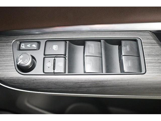 �{�^���ЂƂŃh�A�~���[�̊J���삪�ł��܂��@�������ł̂���Ⴂ���Ȃǂɕ֗��ȑ����ł��B