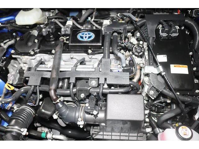 Ｃ－ＨＲ Ｇ　ミュージックプレイヤー接続可　バックカメラ　衝突被害軽減システム　ＥＴＣ　ＬＥＤヘッドランプ　ワンオーナー　記録簿（3枚目）