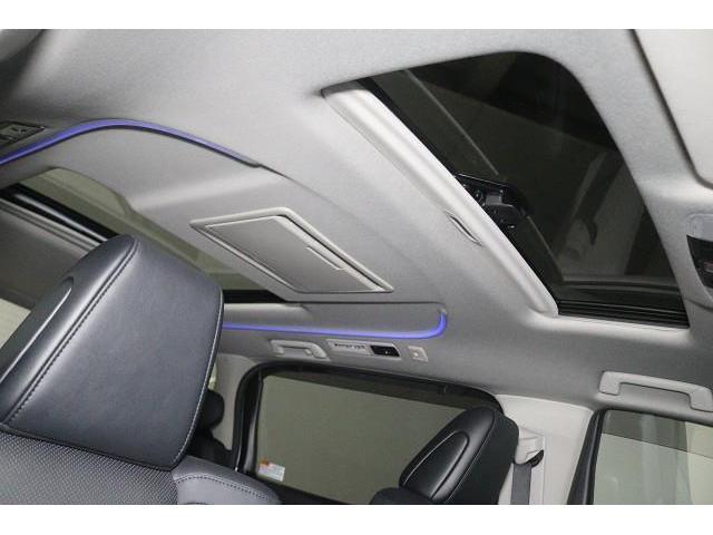 �O�Ȃ����łȂ���Ȃɂ��J�����̂��郏�C�h�ȁw�c�C���E�T�����[�t�x�𑕔��I