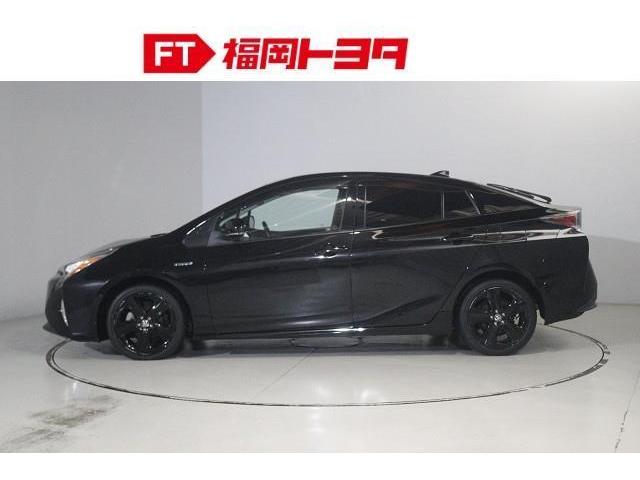 プリウス Ａツーリングセレクション　フルセグ　メモリーナビ　ＤＶＤ再生　バックカメラ　衝突被害軽減システム　ＥＴＣ　ＬＥＤヘッドランプ　ワンオーナー　記録簿（5枚目）