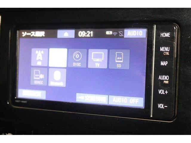 プリウス Ａツーリングセレクション　フルセグ　メモリーナビ　ＤＶＤ再生　バックカメラ　衝突被害軽減システム　ＥＴＣ　ＬＥＤヘッドランプ　ワンオーナー　記録簿（7枚目）