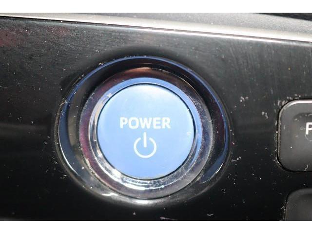 プリウス Ａツーリングセレクション　フルセグ　メモリーナビ　ＤＶＤ再生　バックカメラ　衝突被害軽減システム　ＥＴＣ　ＬＥＤヘッドランプ　ワンオーナー　記録簿（30枚目）