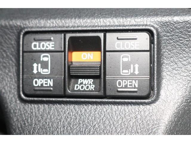 �w�d���X���C�h�h�A�x�́A�⓹�⋷�����Ȃǂł��ȒP�ɊJ�ł��ĕ֗��I�@�^�]�Ȃ�����X�C�b�`�ŊJ���삪���񂽂�ɏo����̂ň��S�ł��B