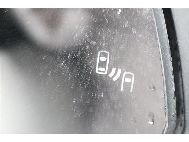 �a�r�l�i�u���C���h�X�|�b�g���j�^�[�j�𑕔��I�@�ׂ̎Ԑ��𑖂�ԗ������p�G���A�ɓ���ƁA�h�A�~���[�̃C���W�P�[�^�[�������Ă��m�点�B