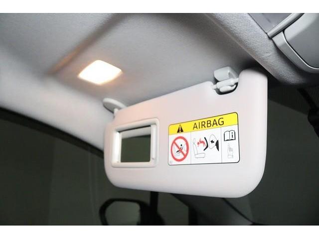 プリウス Ｓセーフティプラス　フルセグ　メモリーナビ　ＤＶＤ再生　ミュージックプレイヤー接続可　バックカメラ　衝突被害軽減システム　ＥＴＣ　ドラレコ　ＬＥＤヘッドランプ　記録簿（30枚目）