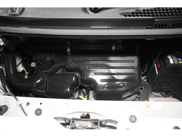 �G���W�����[���̓N���[�j���O�����{���Ă���܂��B