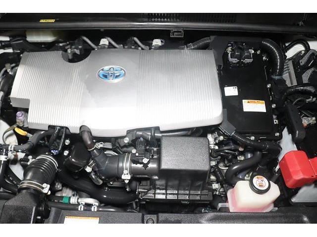 プリウス Ｓセーフティプラス　フルセグ　メモリーナビ　ＤＶＤ再生　バックカメラ　衝突被害軽減システム　ＥＴＣ　ドラレコ　ＬＥＤヘッドランプ　ワンオーナー　記録簿（4枚目）