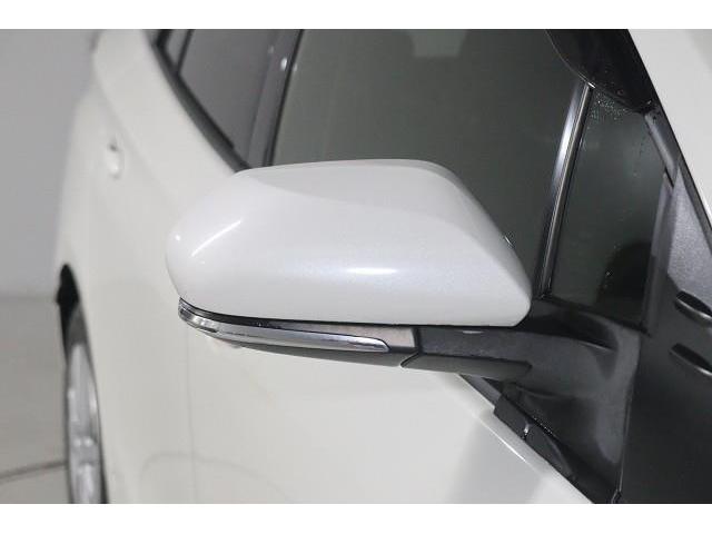 プリウス Ｓセーフティプラス　フルセグ　メモリーナビ　ＤＶＤ再生　バックカメラ　衝突被害軽減システム　ＥＴＣ　ドラレコ　ＬＥＤヘッドランプ　ワンオーナー　記録簿（14枚目）