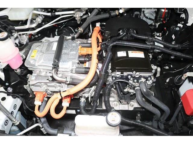 �G���W�����[���̓N���[�j���O�����{���Ă���܂��B