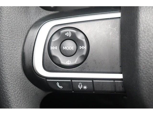 ハイゼットカーゴ クルーズターボ　４ＷＤ　フルセグ　ミュージックプレイヤー接続可　バックカメラ　衝突被害軽減システム　ＥＴＣ　ＬＥＤヘッドランプ　ワンオーナー　記録簿　アイドリングストップ（17枚目）