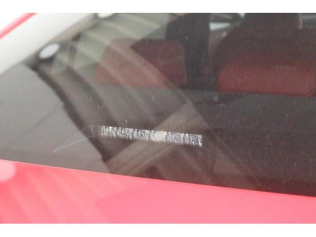 �ڐ��̍����ɋ߂��X�g�b�v�����v���A�㑱�ԂɃu���[�L�𓥂񂾂��Ƃ�m�点��̂ň��S�����t�o���܂��B