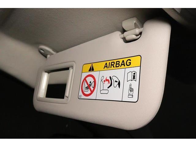 �T���o�C�U�[�́Aῂ������������Ղ�ق��ɂ��A���̃~���[�Őg�����Ȃ݂𐮂��邱�Ƃ��ł��܂��B