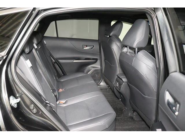 ハリアーハイブリッド Ｚ　レザーパッケージ　革シート　フルセグ　ミュージックプレイヤー接続可　バックカメラ　衝突被害軽減システム　ＥＴＣ　ドラレコ　ＬＥＤヘッドランプ　ワンオーナー（11枚目）