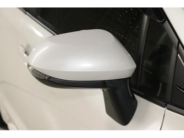 ���肩������F�����ǂ��^�[�������v�i�E�B���J�[�j�t���̃h�A�~���[�B