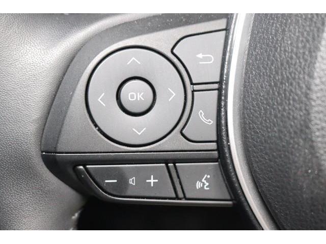 �X�e�A�����O�X�C�b�`�𑕔��B�@�I�[�f�B�I�Ȃǂ̑��삪�茳�ŏo����̂ň��S�ŕ֗��ł��B