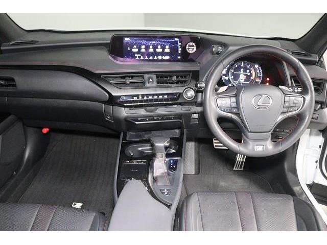 �X�^�C���b�V���ȃf�U�C���̃C���p�l���B�@���F�����ǂ����삪���₷�����C�A�E�g�ł��B