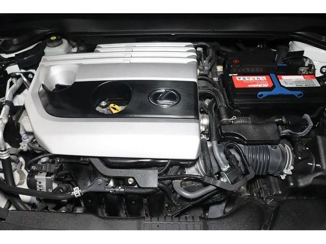 �G���W�����[���̓N���[�j���O�����{���Ă���܂��B