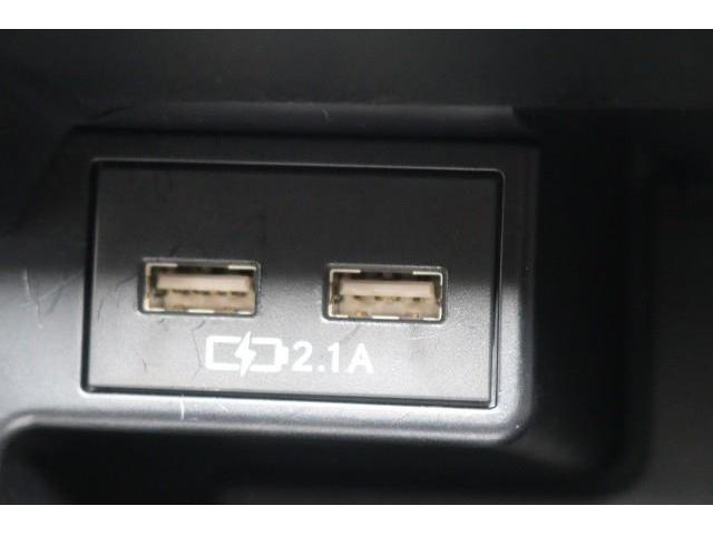 �X�}�[�g�t�H���Ȃǂ̏[�d�ɕ֗��Ȃt�r�a�|�[�g�𑕔��B