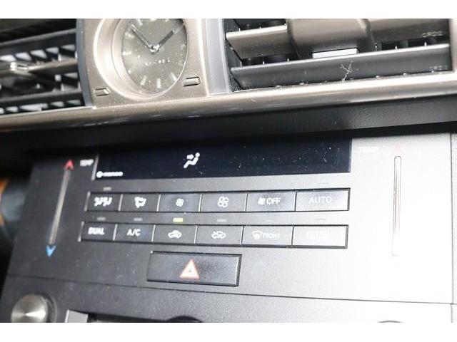 �g���₷�����C�A�E�g�̃G�A�R���X�C�b�`�ł��B��������₷���A�ԓ��̉��x�����K�ɂ��܂��B