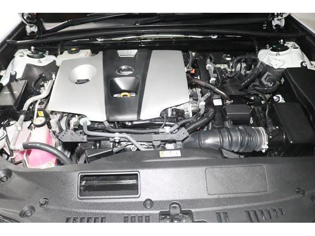 �G���W�����[���̓N���[�j���O�����{���Ă���܂��B