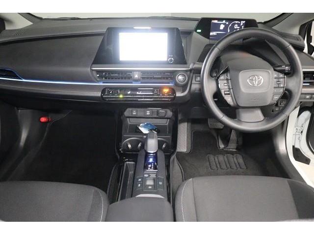 プリウス Ｇ　フルセグ　ミュージックプレイヤー接続可　バックカメラ　衝突被害軽減システム　ＥＴＣ　ＬＥＤヘッドランプ　ワンオーナー　記録簿（2枚目）