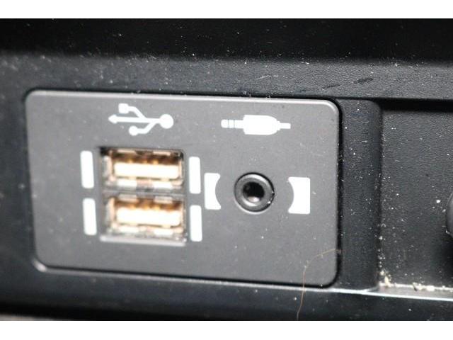 �t�r�a�[�q�𑕔��@���y�̍Đ��Ȃǂ��\�ł��B�i�ڑ��@��y�уf�[�^���ɂ���Ă͑Ή��ł��Ȃ��ꍇ������܂��j