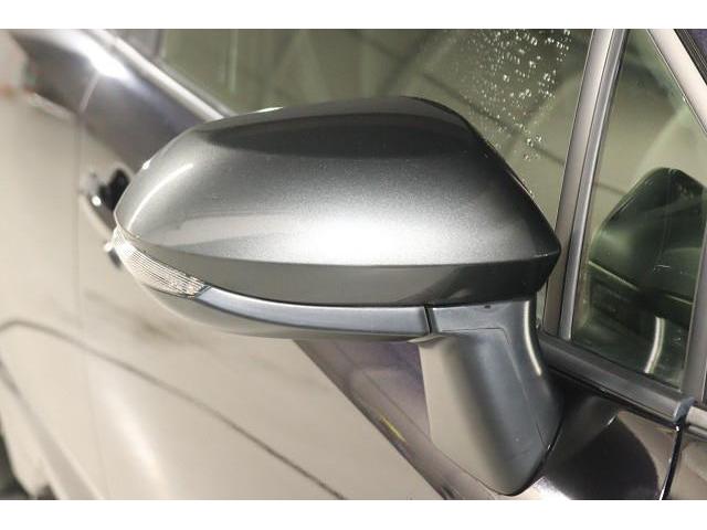 ���肩������F�����ǂ��^�[�������v�i�E�B���J�[�j�t���̃h�A�~���[�B