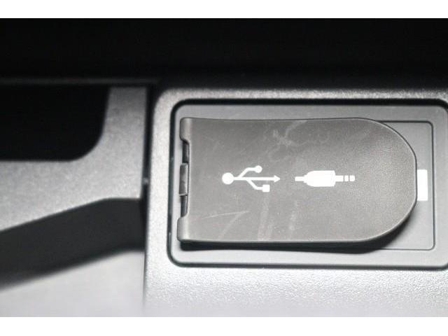 �t�r�a�[�q�𑕔��@���y�̍Đ��Ȃǂ��\�ł��B�i�ڑ��@��y�уf�[�^���ɂ���Ă͑Ή��ł��Ȃ��ꍇ������܂��j