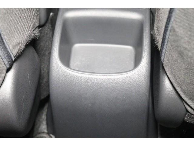 ヤリス Ｇ　ミュージックプレイヤー接続可　バックカメラ　衝突被害軽減システム　ＥＴＣ　ＬＥＤヘッドランプ　ワンオーナー　記録簿（10枚目）