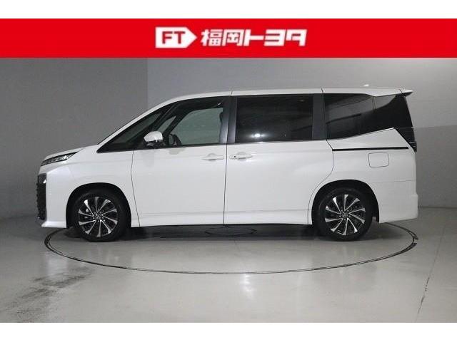 ヴォクシー ハイブリッドＳ－Ｚ　フルセグ　メモリーナビ　ＤＶＤ再生　ミュージックプレイヤー接続可　後席モニター　バックカメラ　衝突被害軽減システム　ＥＴＣ　両側電動スライド　ＬＥＤヘッドランプ　乗車定員７人　３列シート　ワンオーナー（5枚目）