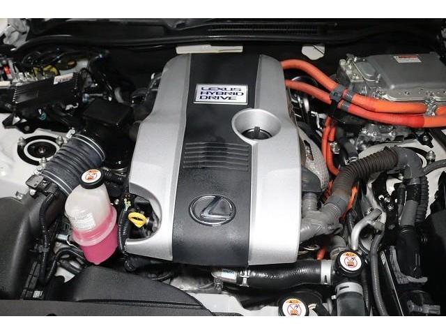 �G���W�����[���̓N���[�j���O�����{���Ă���܂��B