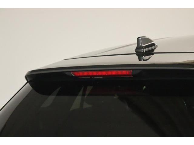 �ڐ��̍����ɋ߂��X�g�b�v�����v���A�㑱�ԂɃu���[�L�𓥂񂾂��Ƃ�m�点��̂ň��S�����t�o���܂��B