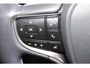 ステアリングスイッチを装備。　オーディオなどの操作が手元で出来るので安全で便利です。