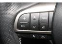 ステアリングスイッチを装備。 オーディオなどの操作が手元で出来るので安全で便利です。