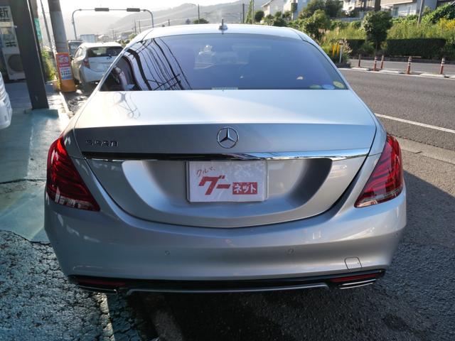 Ｓクラス Ｓ５５０ロング　本革パワーシート　ナビ　フルセグ　全方位モニター　オートトランク　スマートキー　プッシュスタート　パワーウィンドウ　パワーステアリング（7枚目）