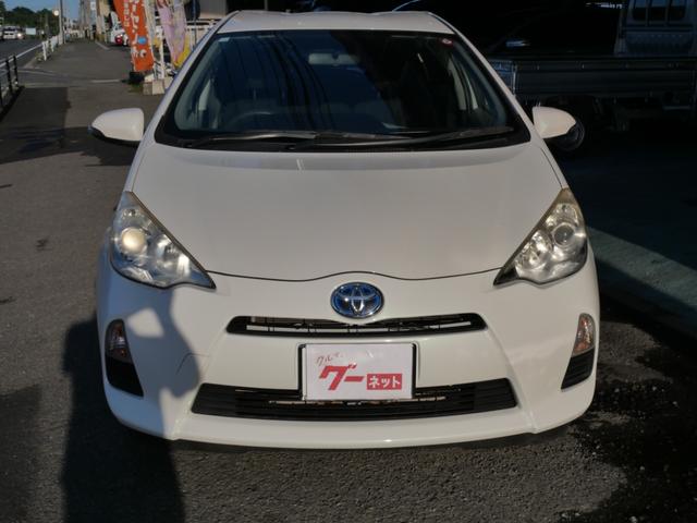 アクア S スマートキー プッシュスタート ナビ バックモニター フルセグ ETC シートヒーター 記録簿 パワーステアリング パワーウィンドウ(3枚目)