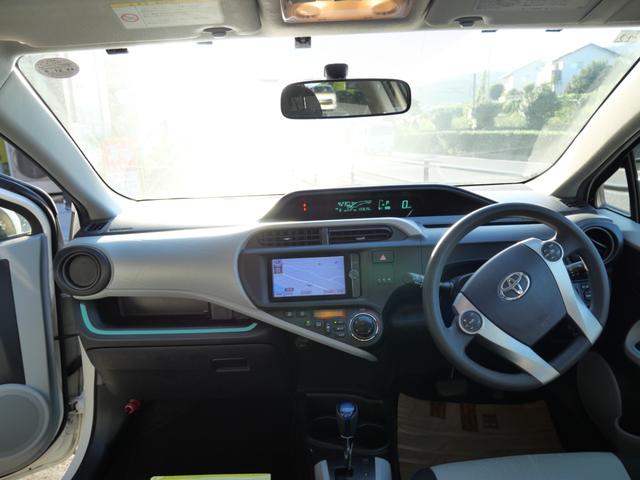 アクア S スマートキー プッシュスタート ナビ バックモニター フルセグ ETC シートヒーター 記録簿 パワーステアリング パワーウィンドウ(8枚目)