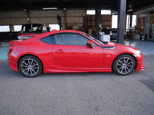 86 GT モデリスタエアロ 純正ナビ フルセグ バックモニター ハーフレザーシート シートヒーター スマートキー プッシュスタート ETC(5枚目)