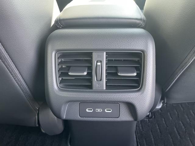 ZR-V e:HEVZ特別仕様車ブラックスタイル 純正ナビ・フルセグ・ETC・LED・オートテールゲート・バックカメラ・SENSING(12枚目)