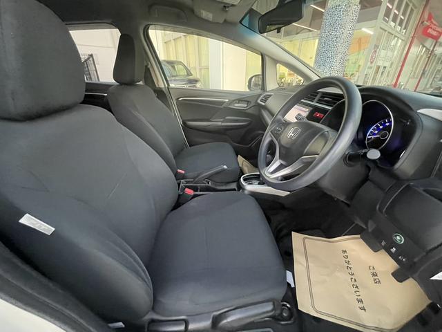 フィット 13G・Fパッケージ 純正ナビ・ワンセグ・ETC・バックカメラ(12枚目)